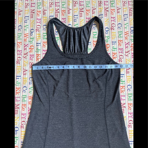 Lululemon Run: Silver Bullet Sleeveless Tech top - Picture 13 of 15